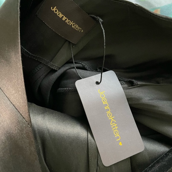 Joanne Kitten Black with lace dress - Picture 4 of 4